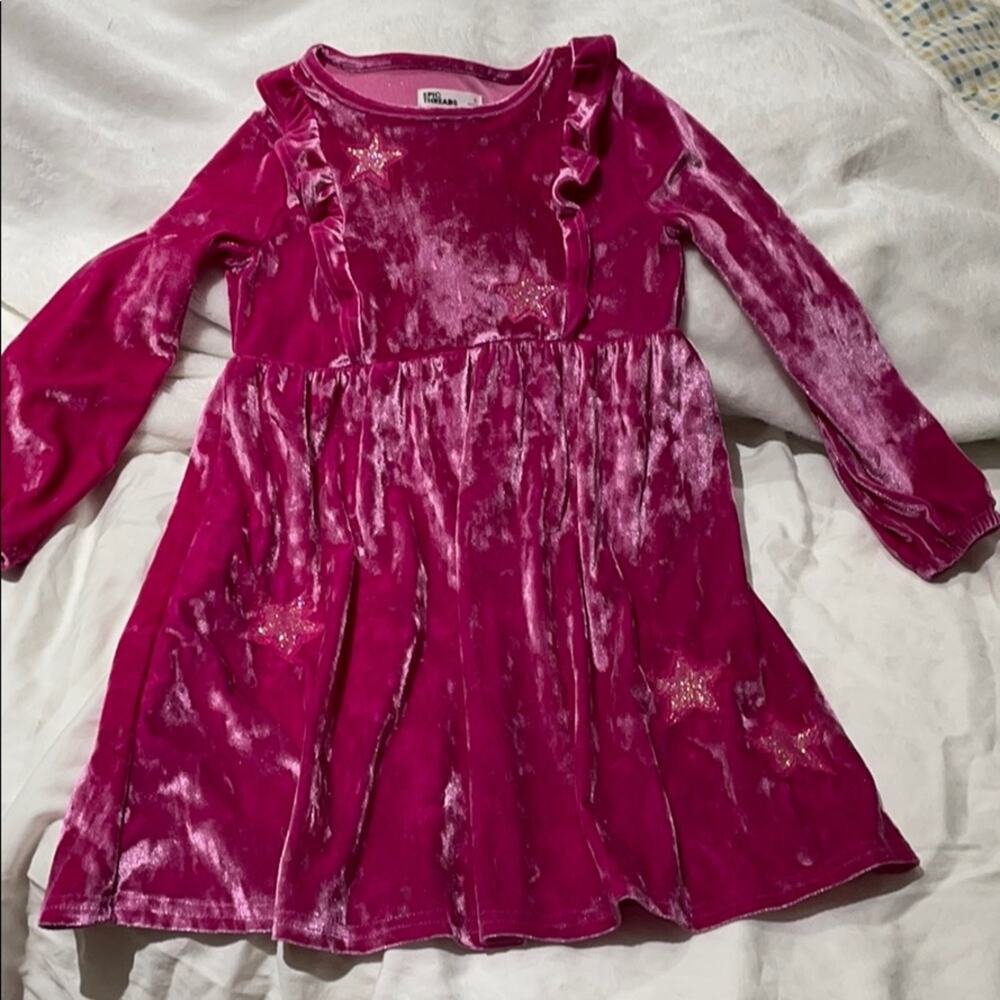 Epic threads 6 hot pink dress w/stars worn once